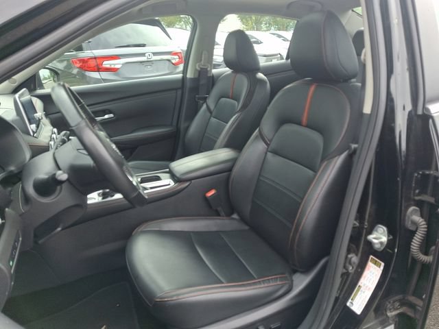 Used 2024 Nissan Sentra SR w/ SR Premium Package FWD image 13