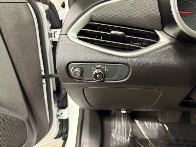 Certified 2022 Chevrolet Malibu LT FWD image 16