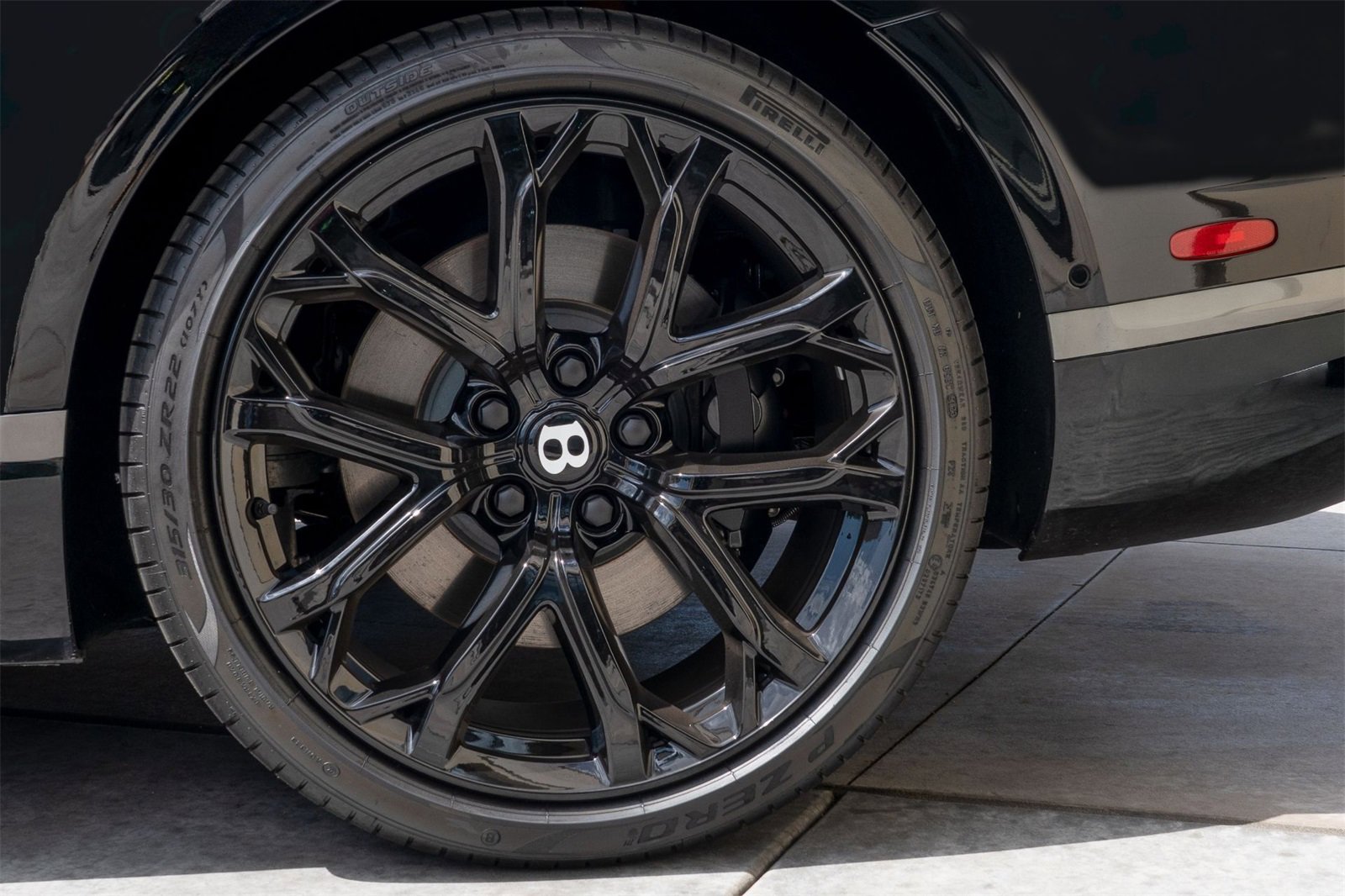 Used 2024 Bentley Continental GT Speed image 20