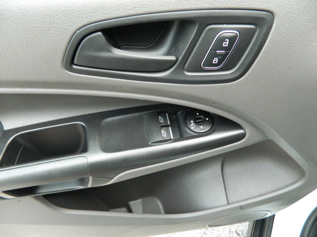 Used 2022 Ford Transit Connect XL image 20