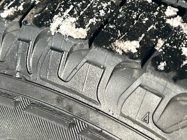 Used 2018 Jeep Grand Cherokee Laredo w/ All-Weather Capability Group image 8