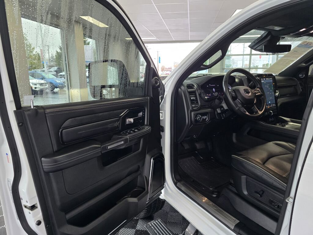 Used 2024 RAM 2500 Limited image 20