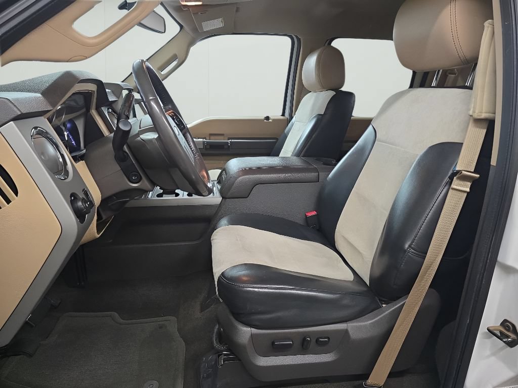 Used 2016 Ford F350 Lariat w/ Lariat Interior Package AWD/4WD image 20