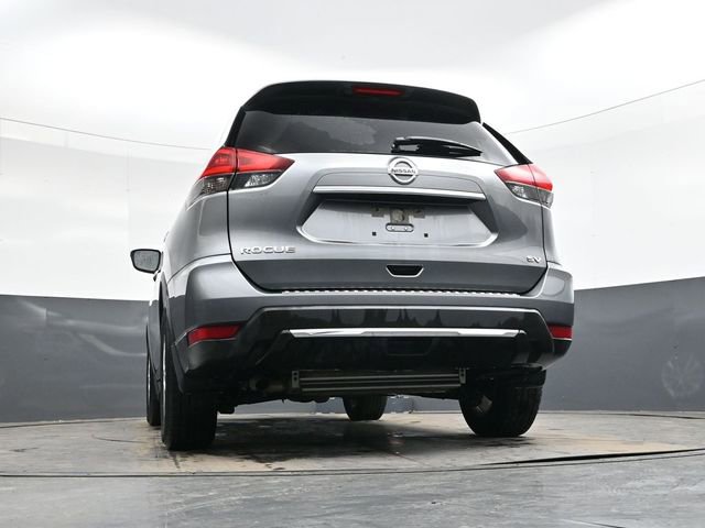 Used 2018 Nissan Rogue SV image 31
