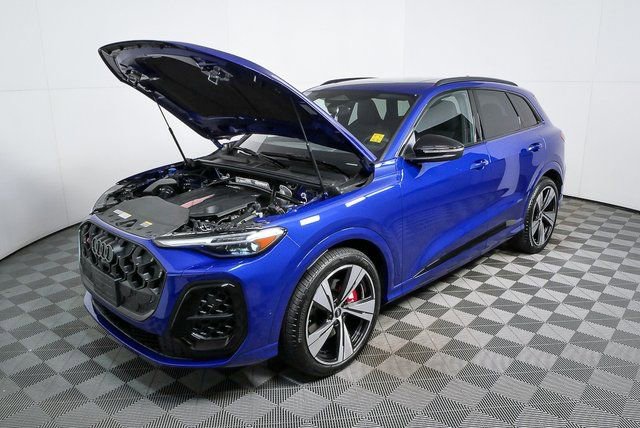 Used 2025 Audi SQ5 Premium Plus AWD/4WD image 35
