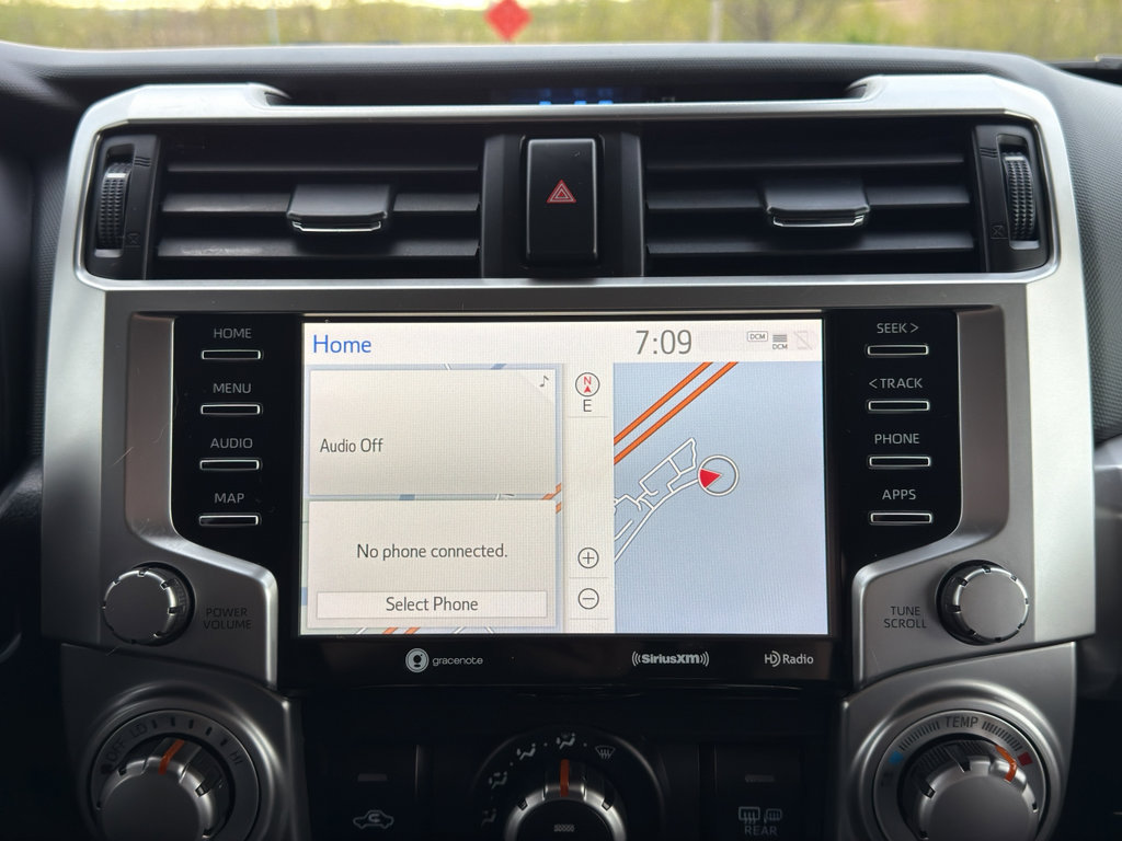 Used 2020 Toyota 4Runner SR5 Premium AWD/4WD image 24