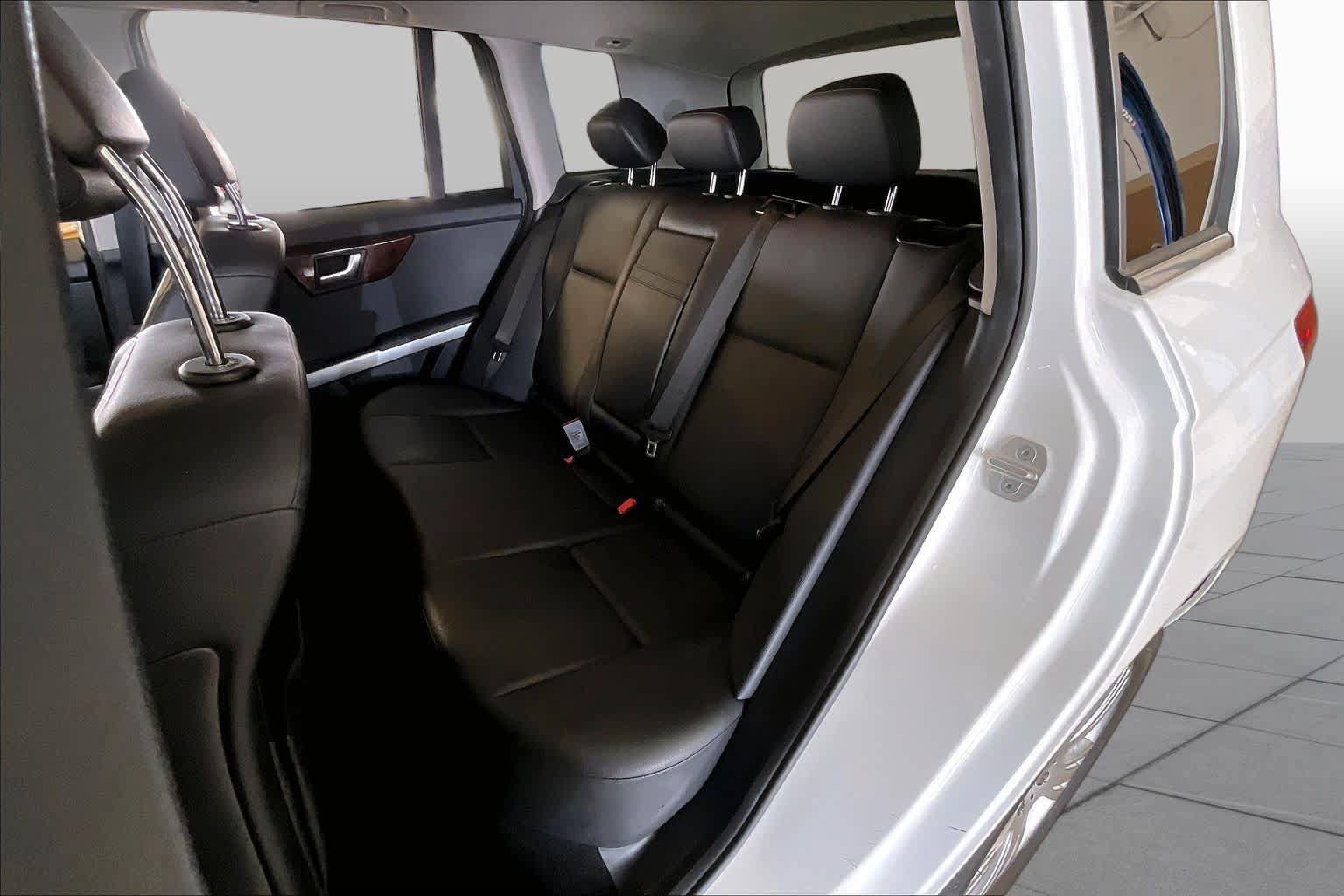 Used 2015 Mercedes-Benz GLK 350 2WD image 19
