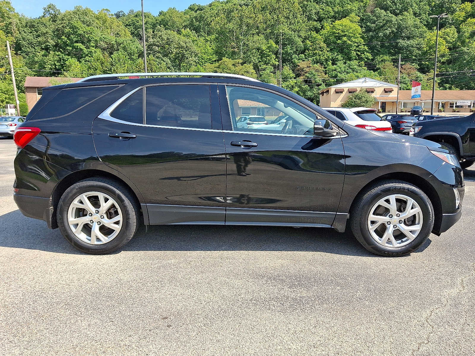 Used 2019 Chevrolet Equinox LT AWD/4WD image 7