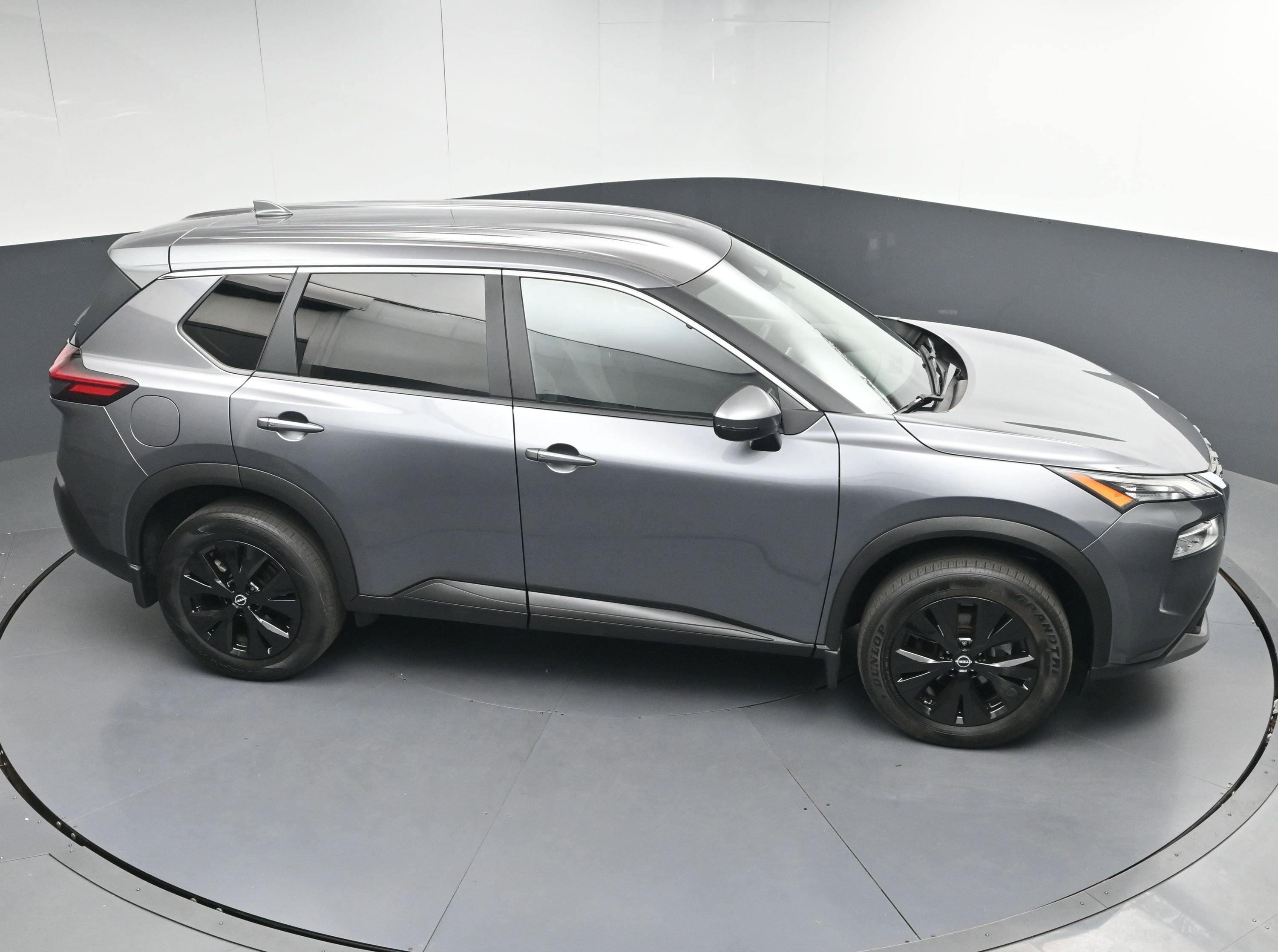 Certified 2023 Nissan Rogue SV image 34