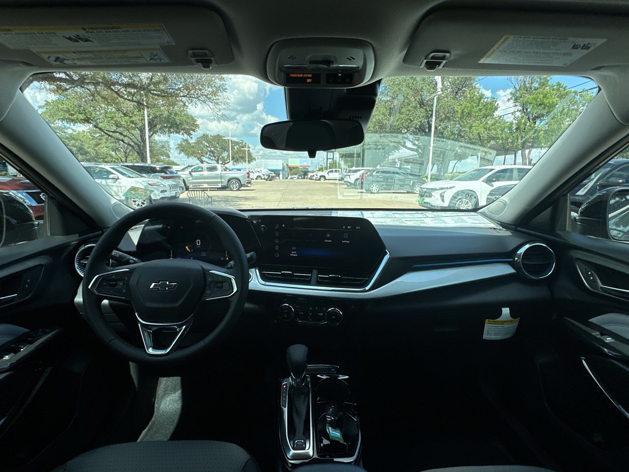 New 2026 Chevrolet Trax LT w/ Driver Confidence Package FWD image 12