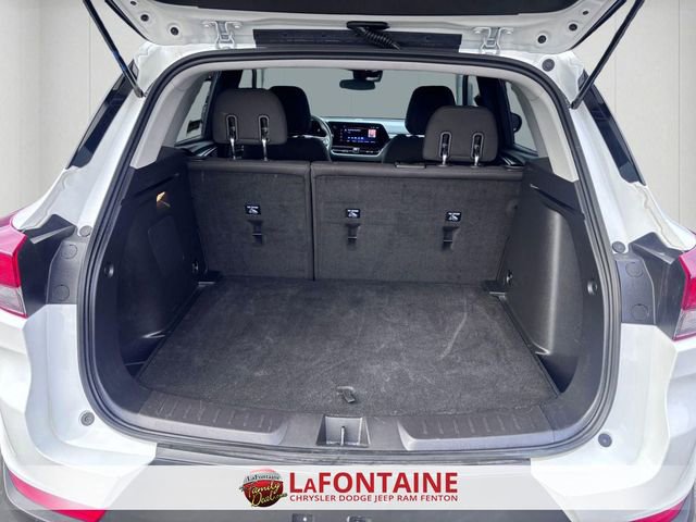 Used 2025 Chevrolet TrailBlazer LT FWD image 26