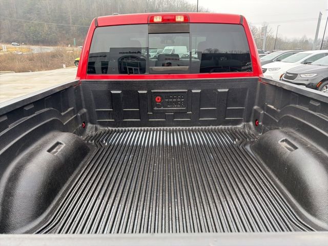 Used 2017 RAM 1500 Classic SLT image 23