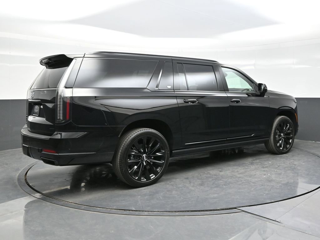 New 2026 Cadillac Escalade ESV Platinum Sport w/ LPO, ONYX Package AWD/4WD image 7