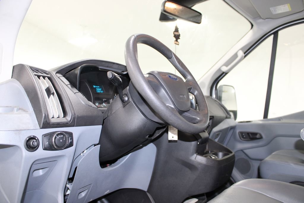 Used 2018 Ford Transit 150 XL image 17