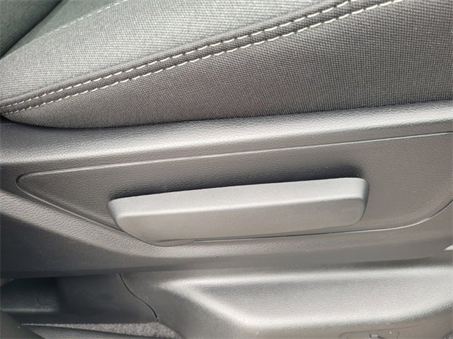 New 2026 RAM 1500 4x4 Crew Cab image 18