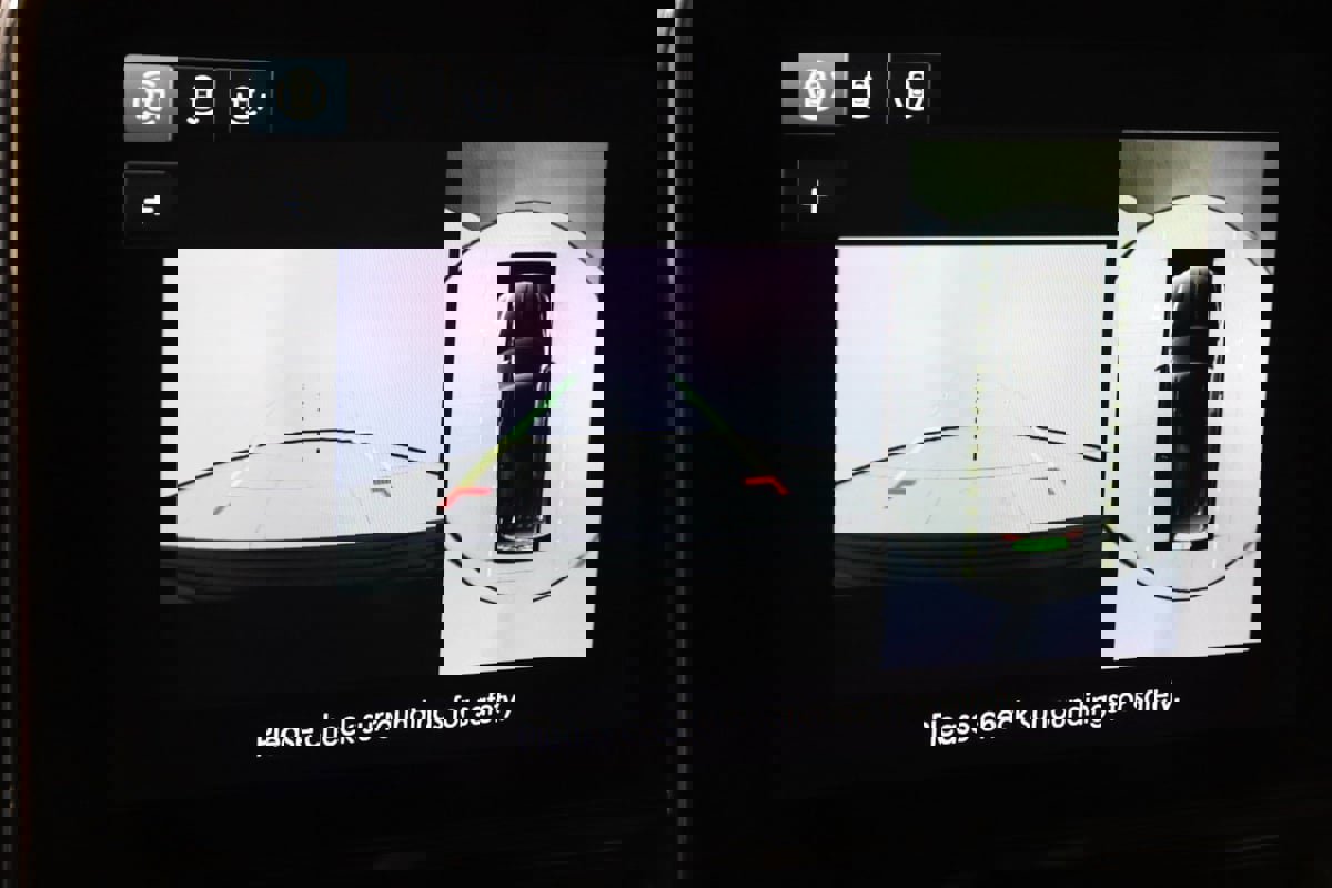 Used 2021 Lincoln Navigator Reserve w/ Luxury Package image 11