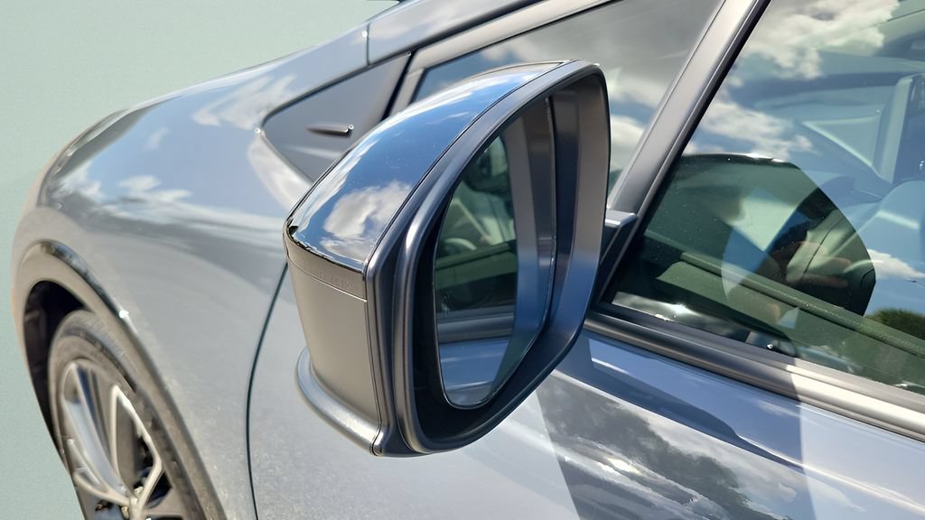 Certified 2026 Toyota Prius XLE FWD image 26