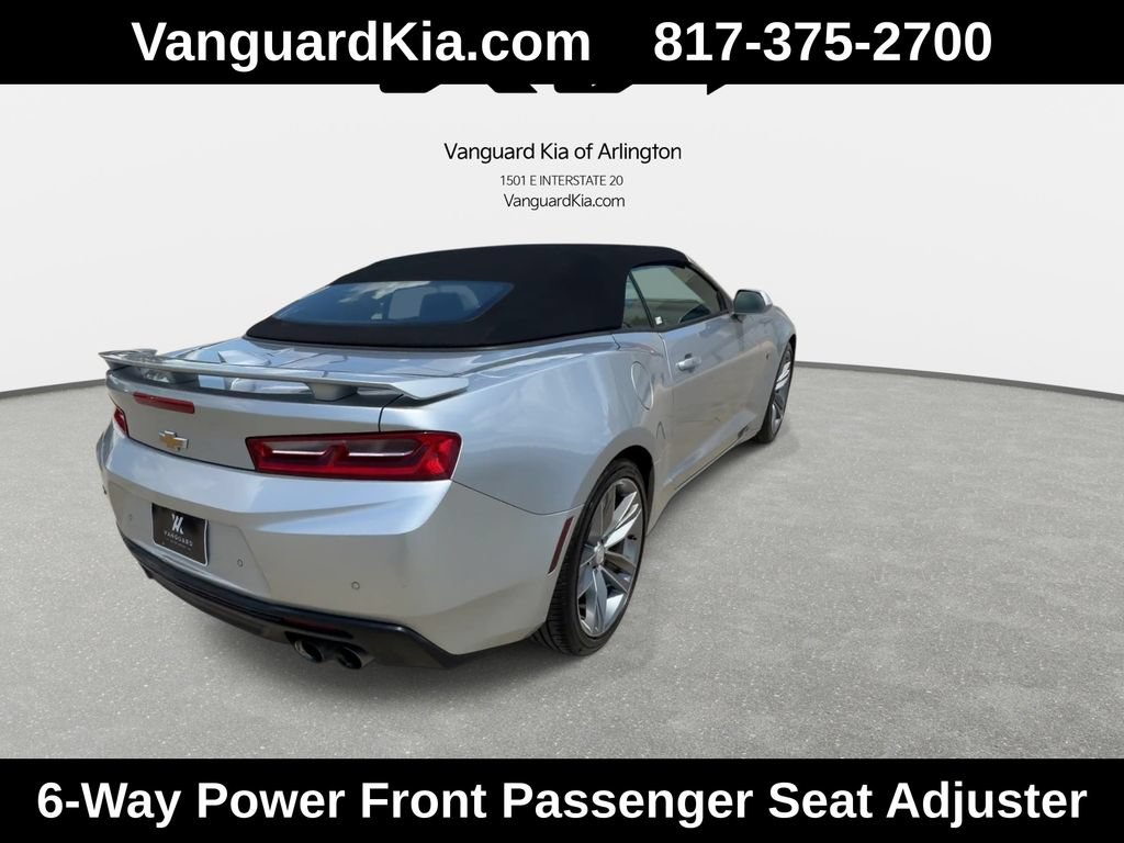 Used 2018 Chevrolet Camaro LT RWD image 9