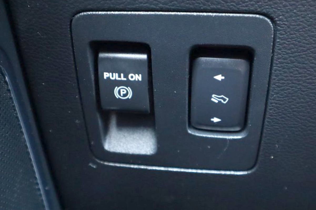 Used 2019 Ford F150 Lariat image 27
