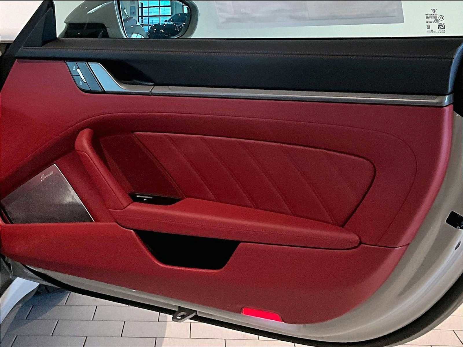 New 2026 Porsche 911 Carrera 4S image 21