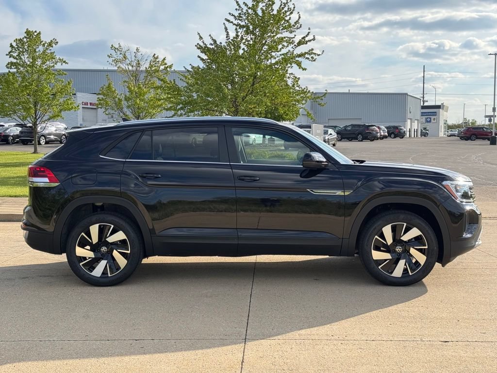 New 2026 Volkswagen Atlas Cross Sport SE AWD/4WD image 8