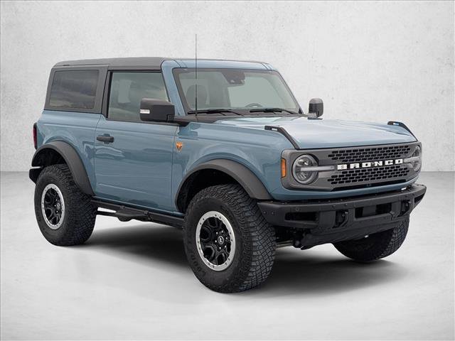 Used 2023 Ford Bronco Badlands w/ Sasquatch Package AWD/4WD image 3