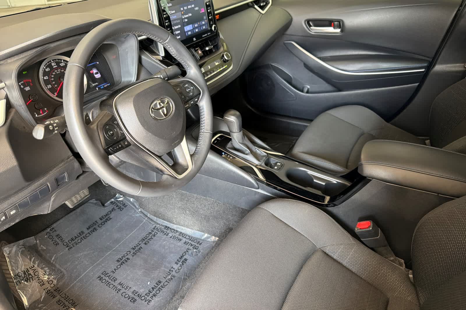 Used 2021 Toyota Corolla SE w/ SE Premium Package FWD image 11
