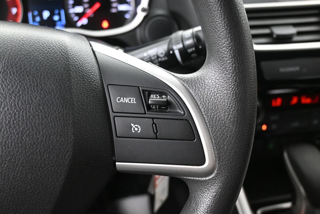 Used 2020 Mitsubishi Eclipse Cross LE AWD/4WD image 14