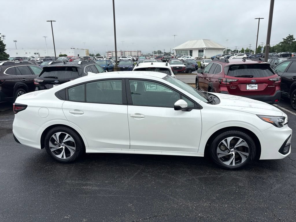 Certified 2025 Subaru Legacy Premium AWD/4WD image 2