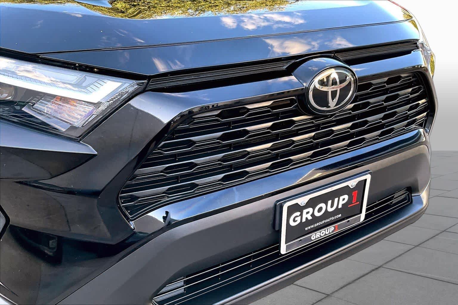 Used 2024 Toyota RAV4 LE FWD image 29