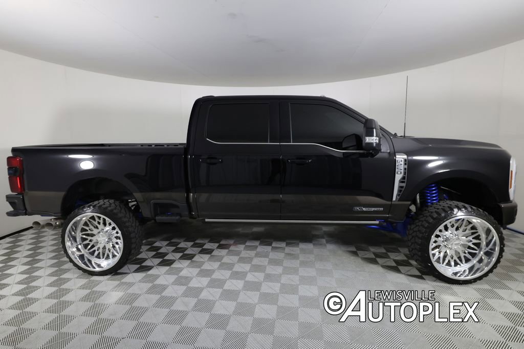 Used 2025 Ford F250 King Ranch w/ FX4 Off-Road Package AWD/4WD image 4