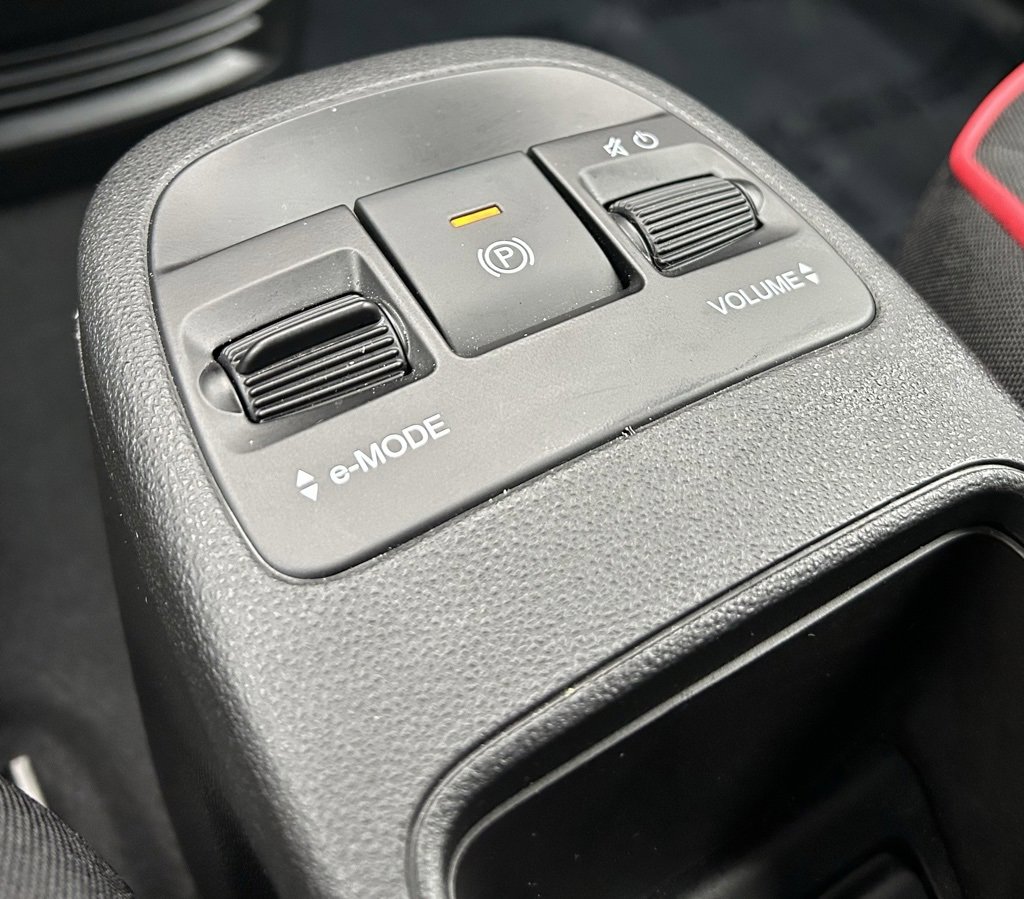 Used 2024 FIAT 500 e (RED) image 18