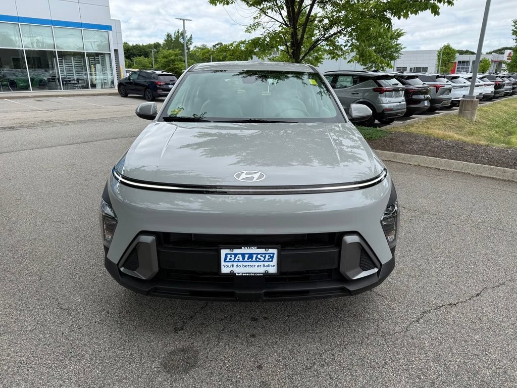 Used 2024 Hyundai Kona SE AWD/4WD image 8