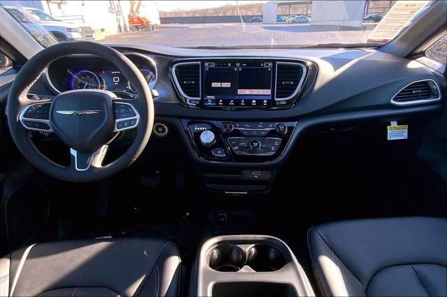New 2026 Chrysler Voyager LX FWD image 42