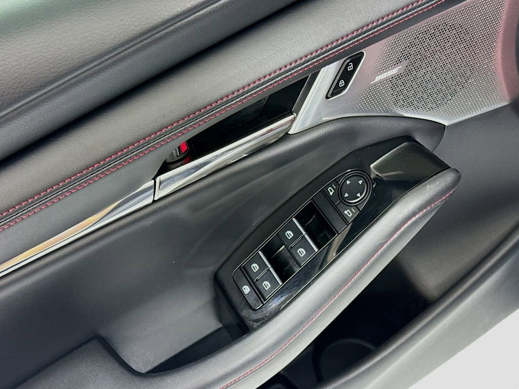 Used 2023 MAZDA MAZDA3 s FWD image 23