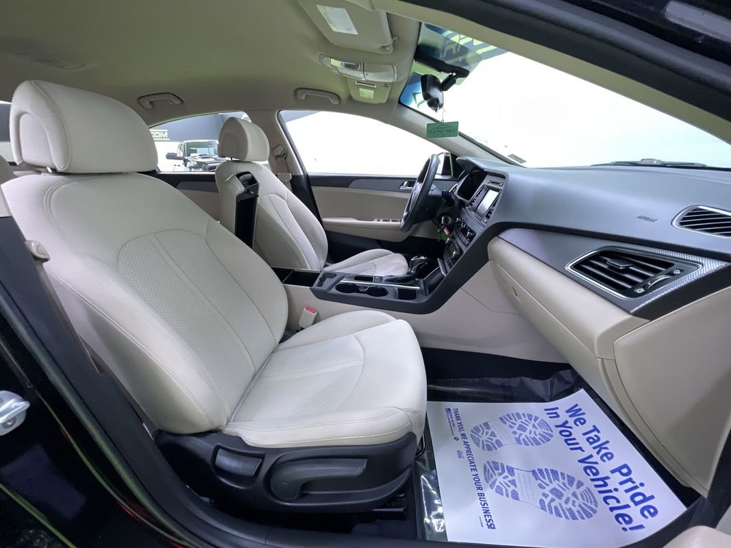 Used 2017 Hyundai Sonata SE image 26