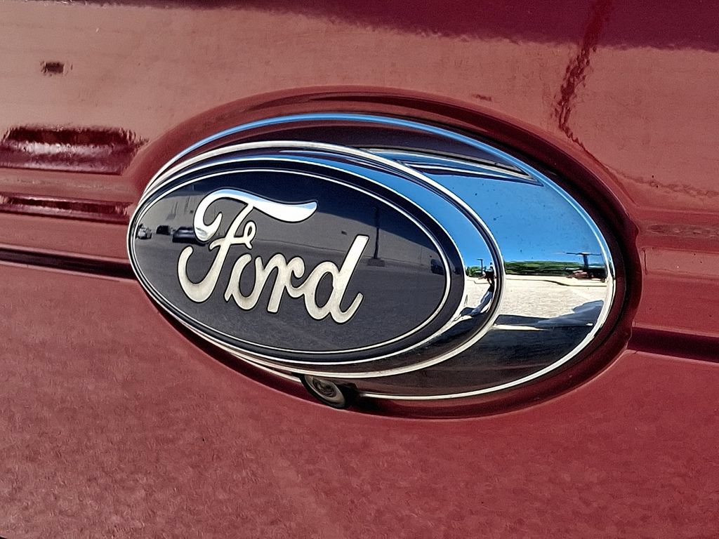 Used 2013 Ford F150 XLT w/ Luxury Equipment Group AWD/4WD image 31
