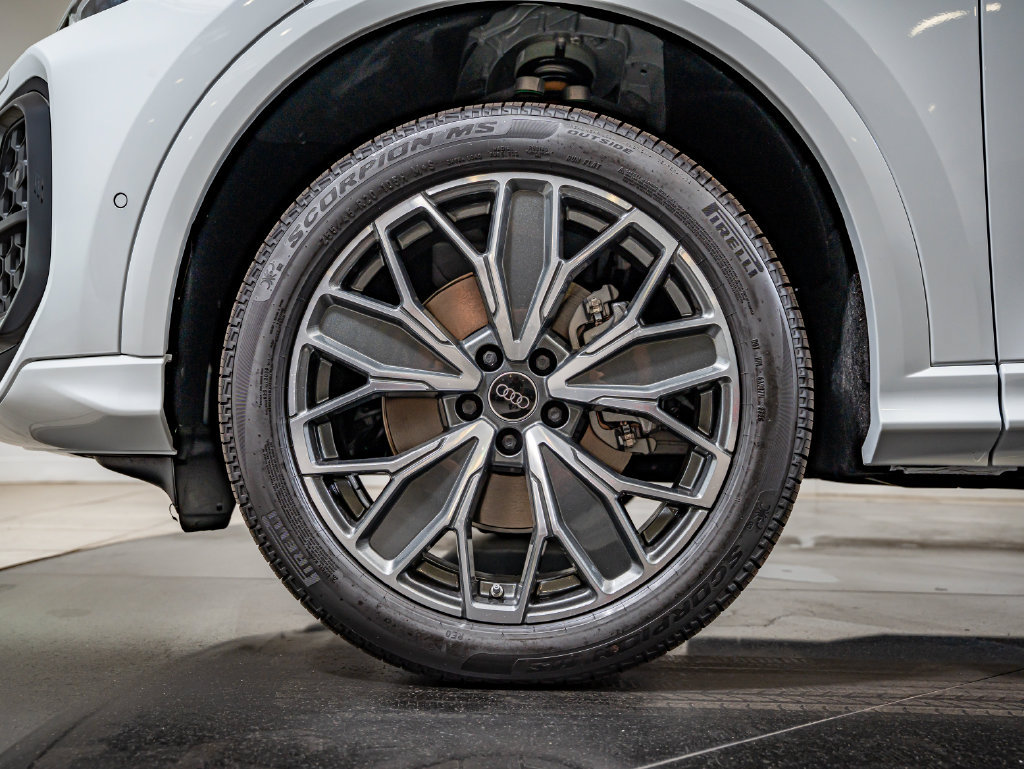 New 2026 Audi Q5 Premium AWD/4WD image 10