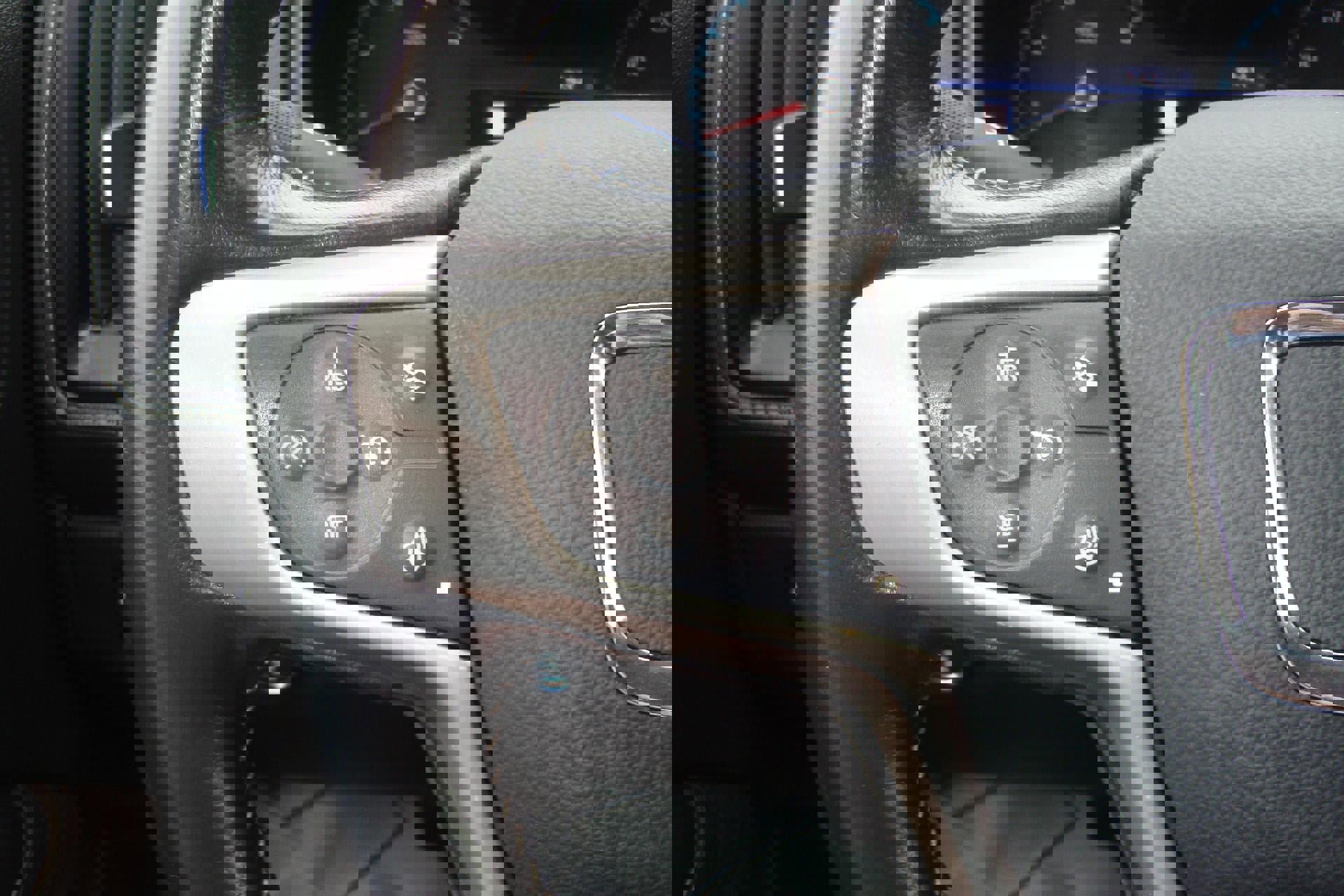 Used 2020 GMC Canyon Denali image 13