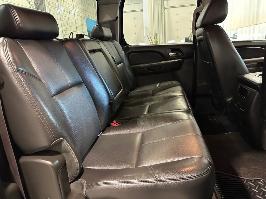Used 2013 Chevrolet Silverado 2500 LTZ w/ LTZ Plus Package AWD/4WD image 31