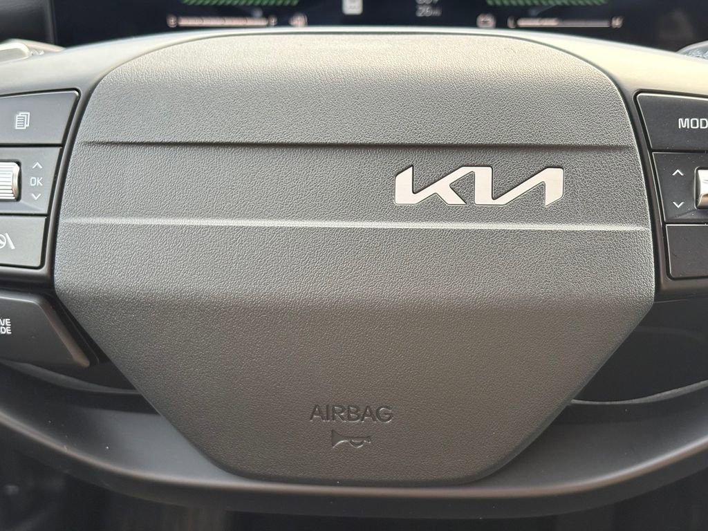 New 2026 Kia Sportage LX FWD image 22