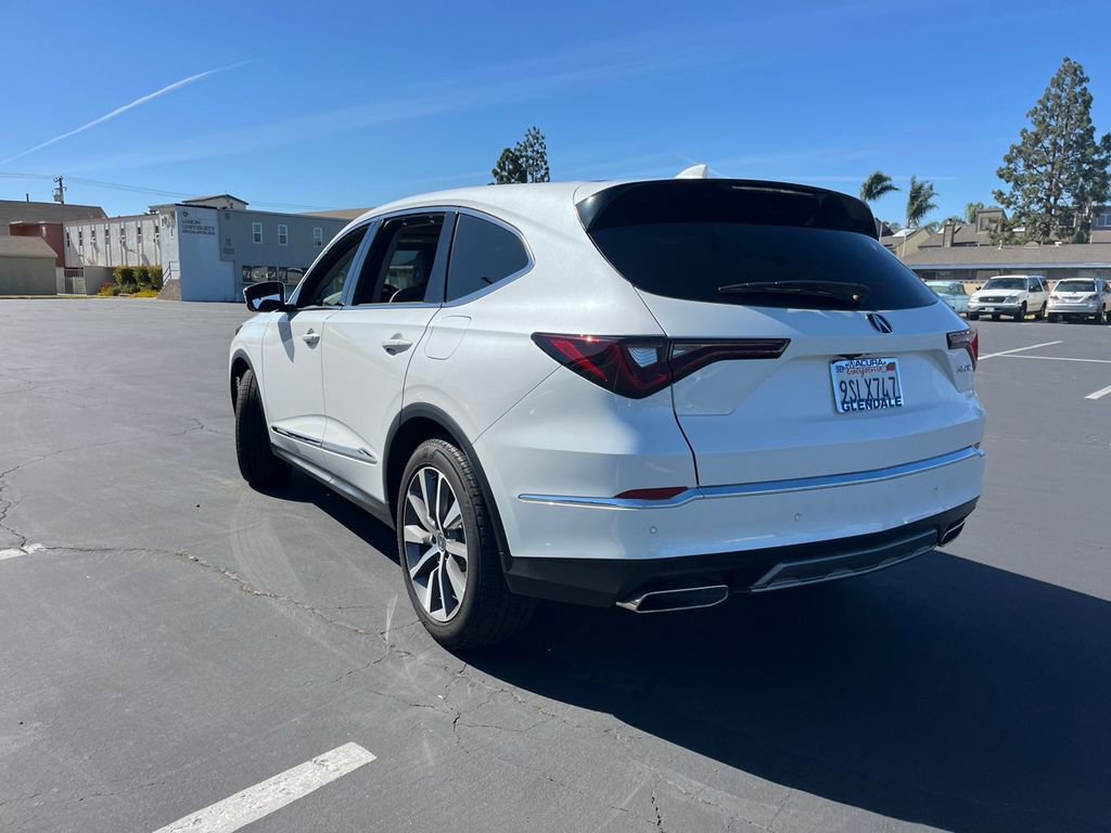 Used 2025 Acura MDX FWD w/ Technology Package image 4