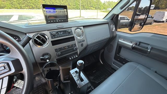 Used 2022 Ford F650 2WD Crew Cab Super Duty image 25