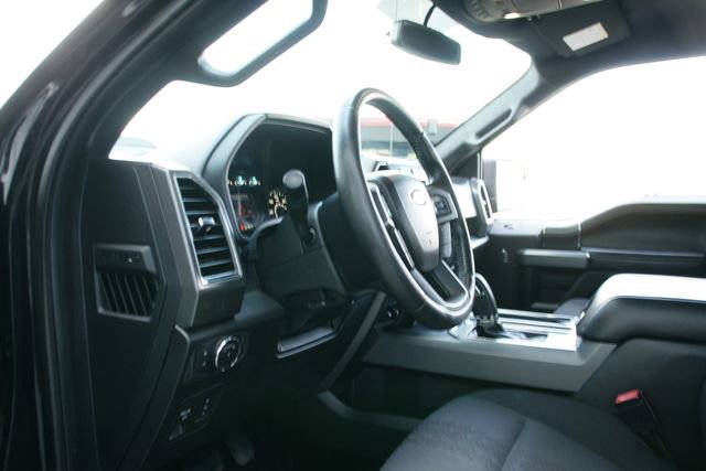 Used 2018 Ford F150 XLT w/ Equipment Group 302A Luxury image 16