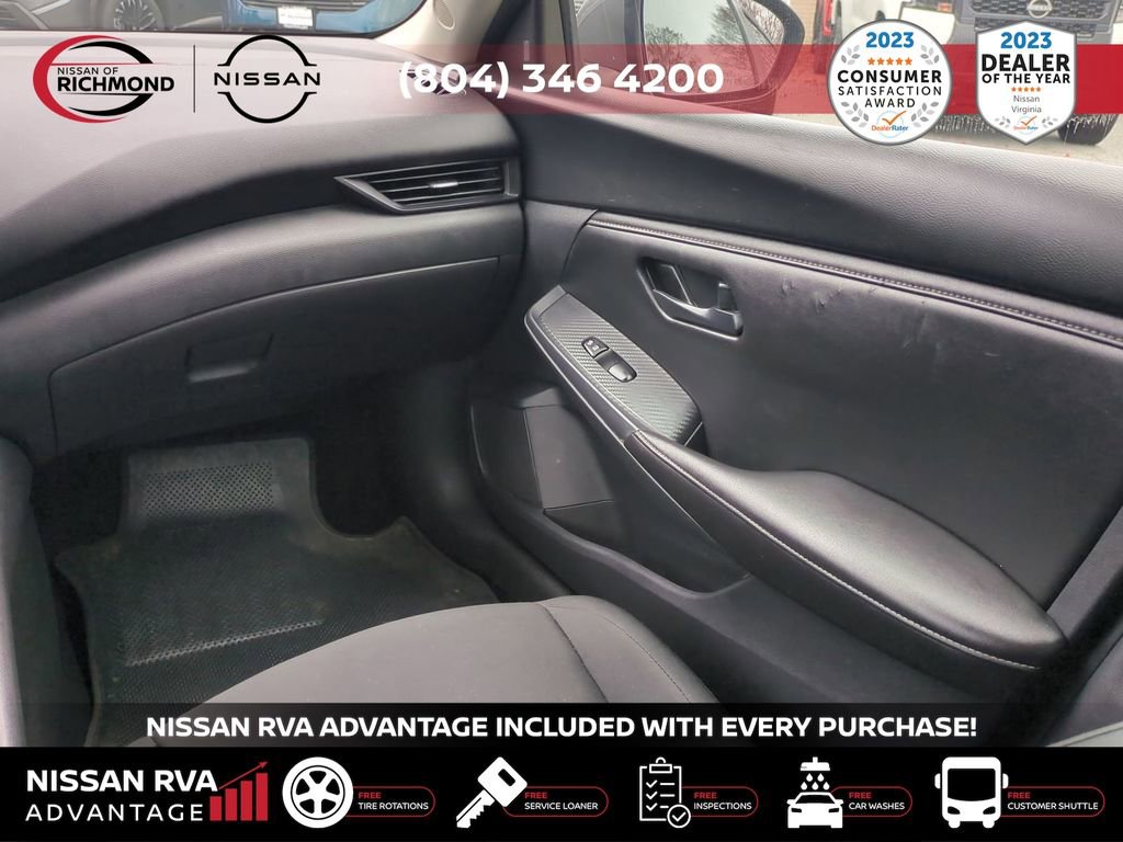 Used 2025 Nissan Sentra S image 17