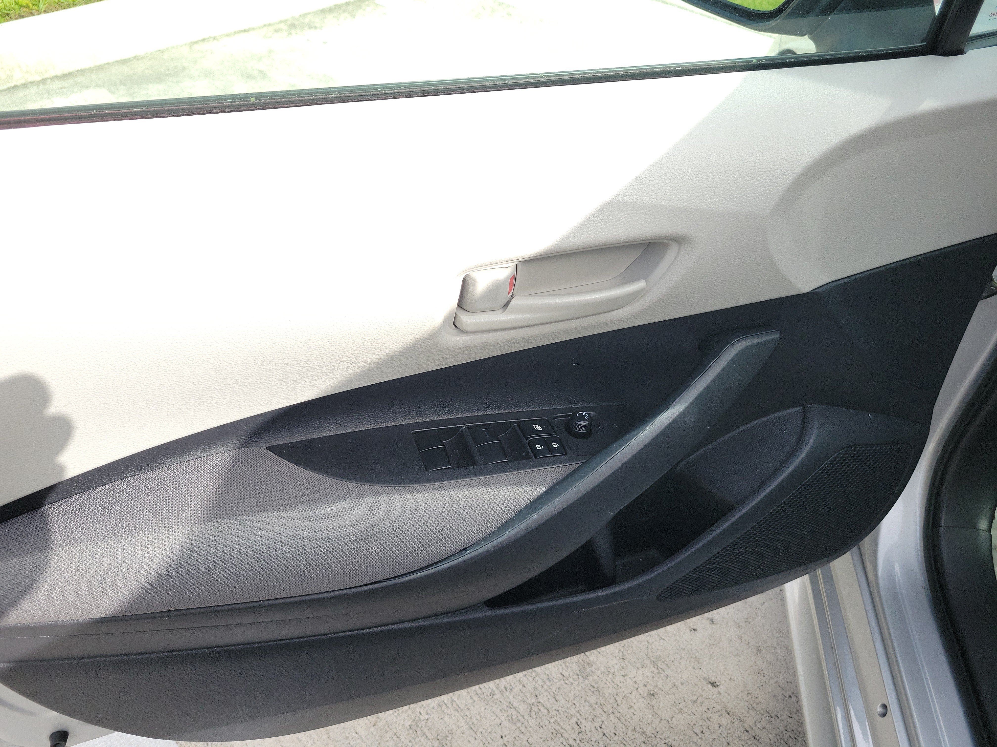 Used 2026 Toyota Corolla LE FWD image 20