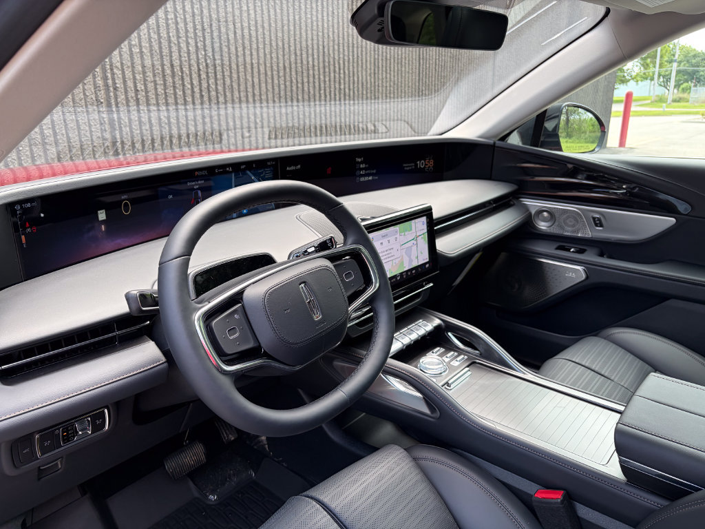New 2026 Lincoln Nautilus Reserve AWD/4WD image 11