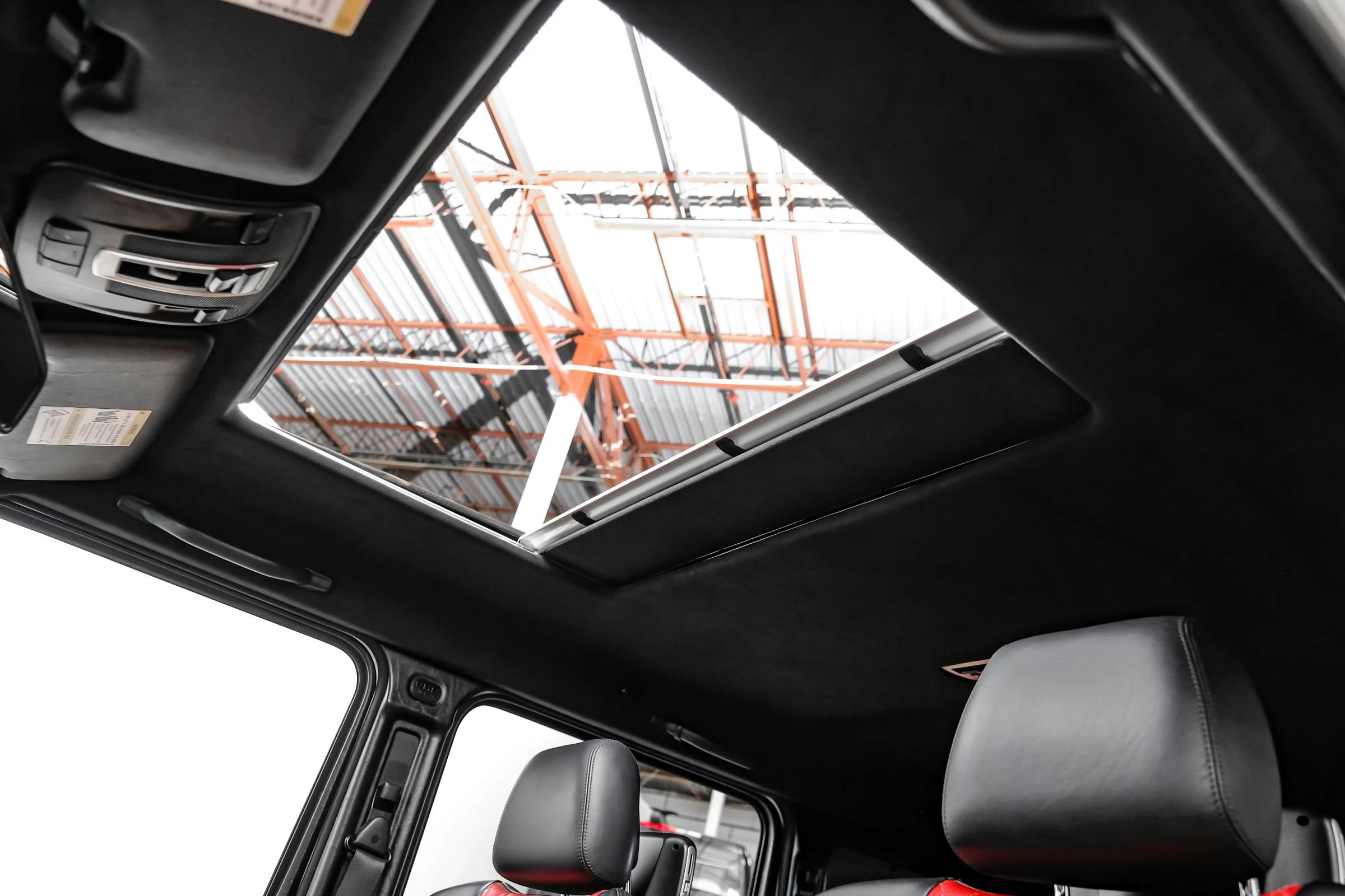 Used 2015 Mercedes-Benz G 63 AMG 4MATIC w/ PA6 Package image 32