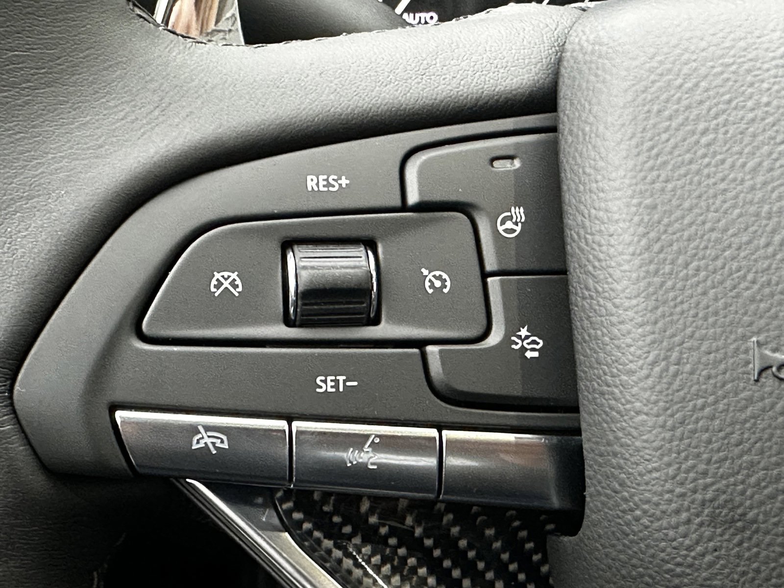 New 2025 Cadillac XT6 Sport w/ Technology Package image 17