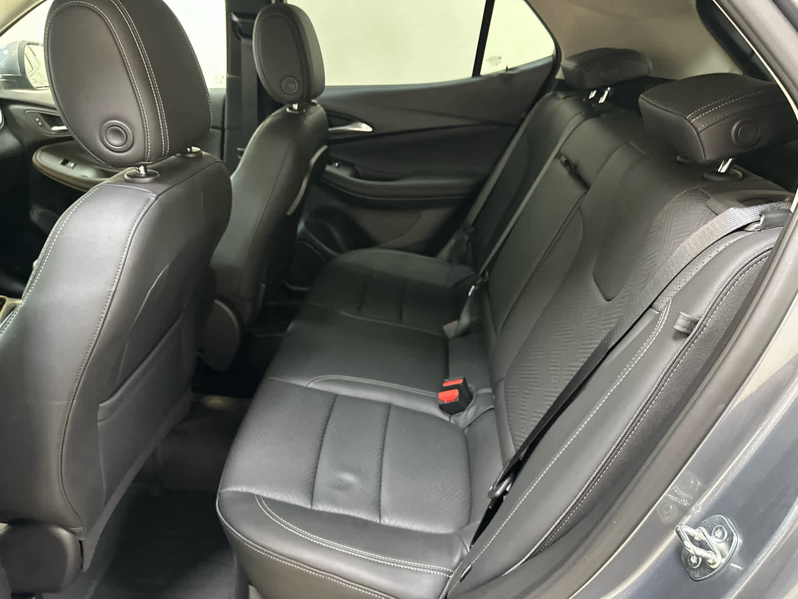 Certified 2021 Buick Encore GX Essence w/ Advanced Technology Package image 12